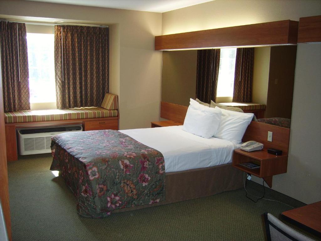 Parry Sound Inn And Suites Стая снимка